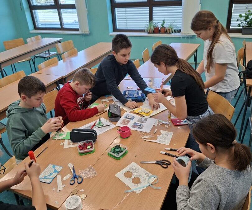 Čestitke od recikliranih materijala